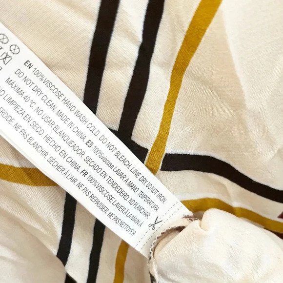 NWT Forever 21 Contemporary Cream Black Stripes Geometric Dress Size Large - Picture 7 of 9